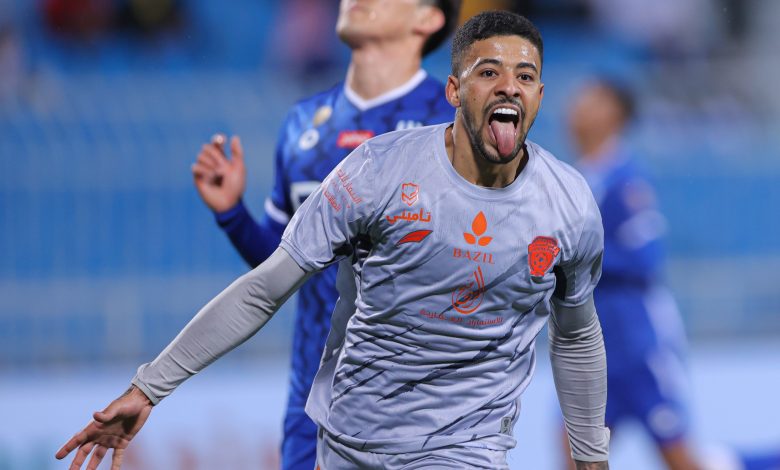 بالفيديو.. الفيحاء يفجر مفاجأة ويطيح بالهلال 1-0 من كأس السوبر السعودي