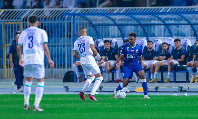 بالفيديو.. الهلال يواصل التعثر ويخسر أمام الفتح 1-2 بالدوري السعودي