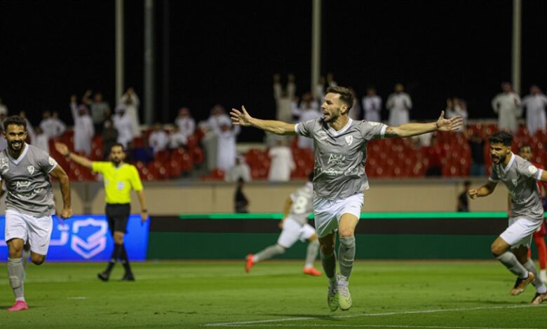 الطائي يفوز على أبها 1-0 وتعادل الفيحاء مع الرائد بدون أهداف