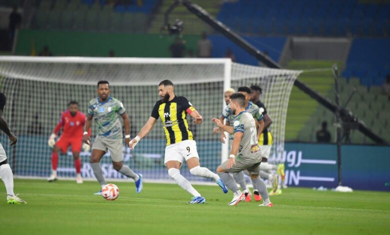 الاتحاد يواصل نزيف النقاط ويتعادل مع الحزم 2-2 في الدوري السعودي