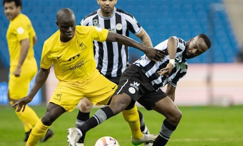 الشباب يحسم قمة الاتحاد 1-0 ويعود لطريق الانتصارات