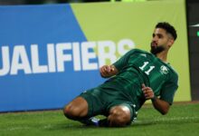 الشهري يقود السعودية للفوز الثاني بالتصفيات المشتركة 2-0 على حساب الأردن