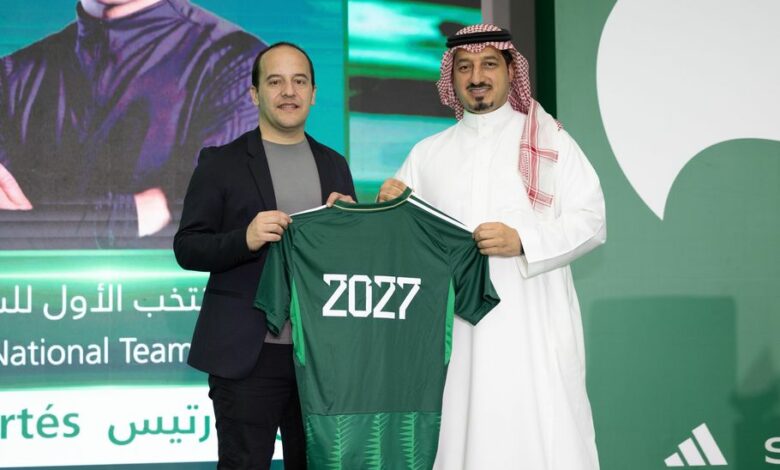 الإسباني كورتيس مدربا لمنتخب السعودية للسيدات